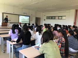 说明: D:\高永光\MG冰球突破官网网站\研究生招生资料\2019年研究生招生资料\照片\微信图片_20190616075907.jpg